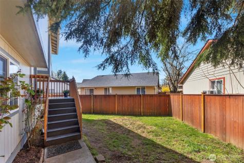 17510 29th Drive NE Marysville WA 98271