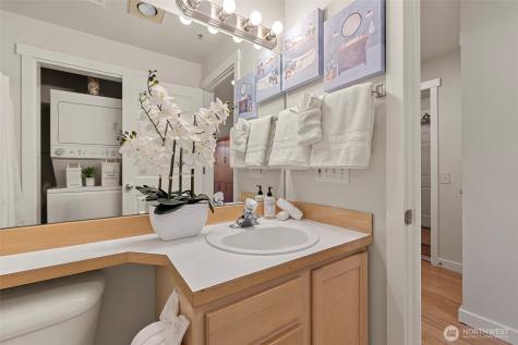 506 NE 73rd Street Seattle WA 98115