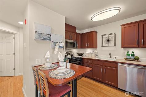 506 NE 73rd Street Seattle WA 98115
