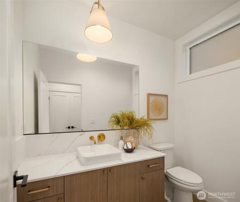 4406 1st Avenue NE Seattle WA 98105