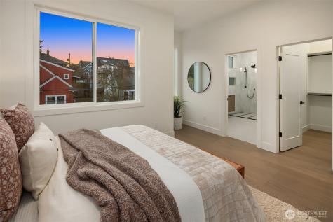 4406 1st Avenue NE Seattle WA 98105