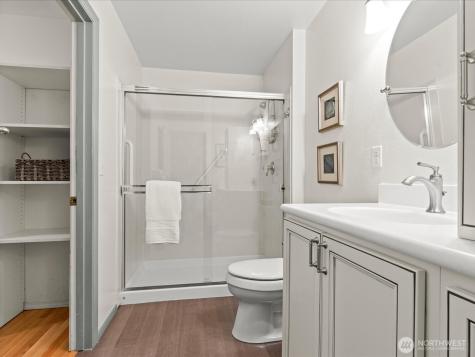 4227 Stonebridge Way Lynnwood WA 98037
