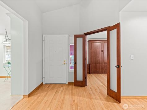 4227 Stonebridge Way Lynnwood WA 98037