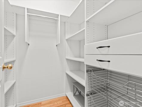 4227 Stonebridge Way Lynnwood WA 98037