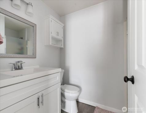 730 SE 8th Avenue Oak Harbor WA 98277