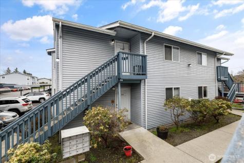 730 SE 8th Avenue Oak Harbor WA 98277