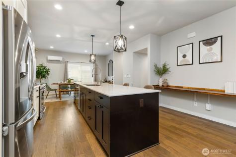1078 Cabin Creek Lane SW Issaquah WA 98027