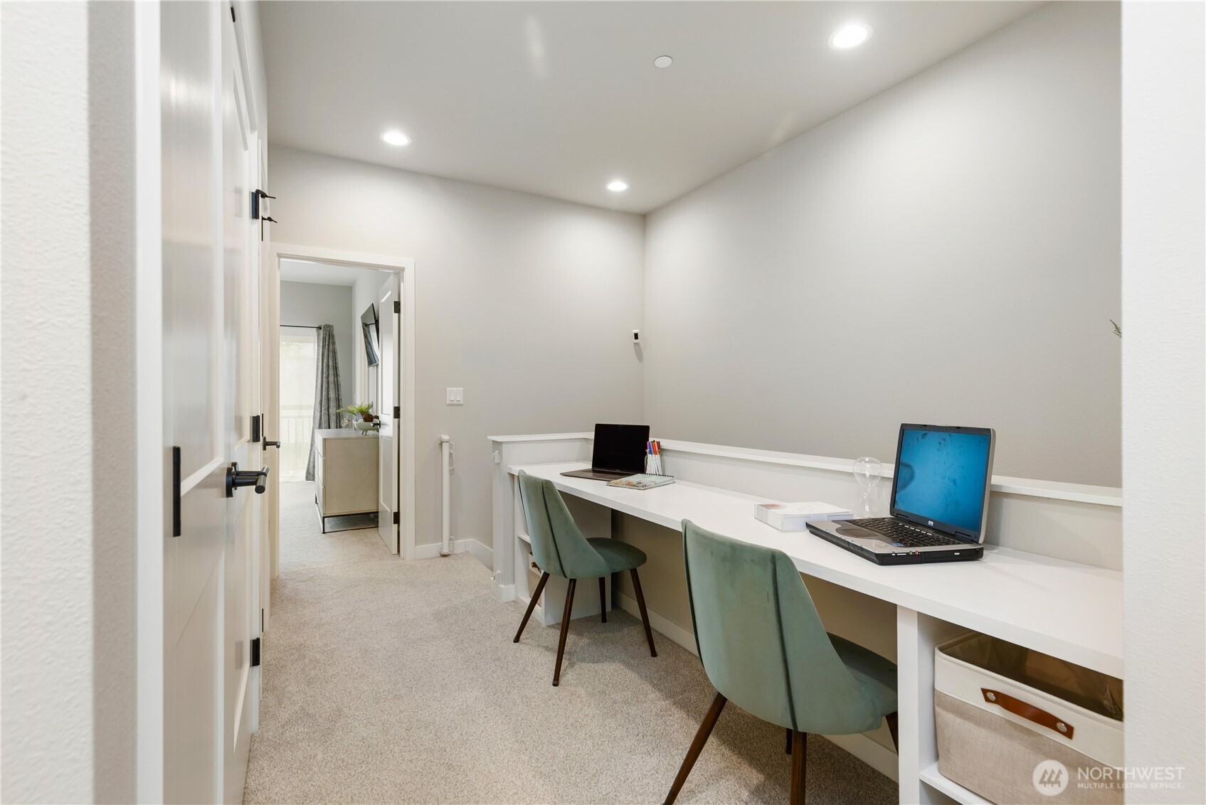 1078 Cabin Creek Lane SW Issaquah WA 98027