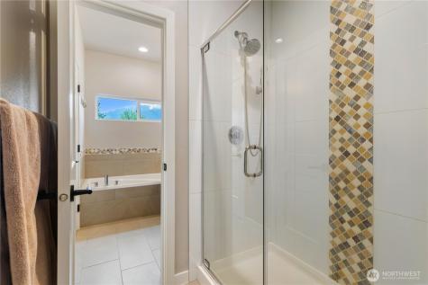 1078 Cabin Creek Lane SW Issaquah WA 98027