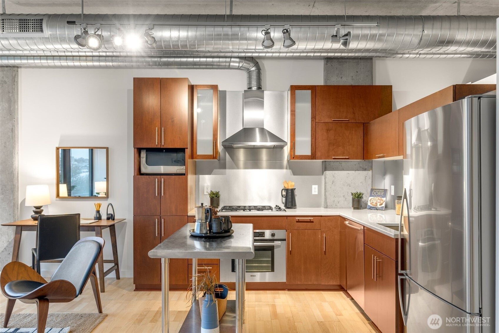 2720 3rd Avenue Seattle WA 98121