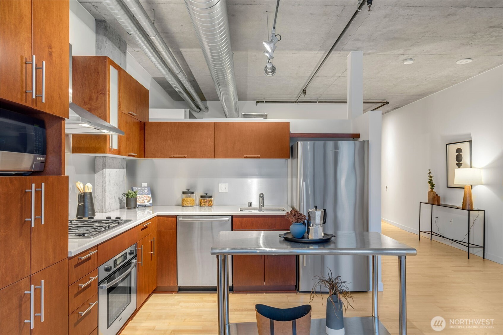 2720 3rd Avenue Seattle WA 98121