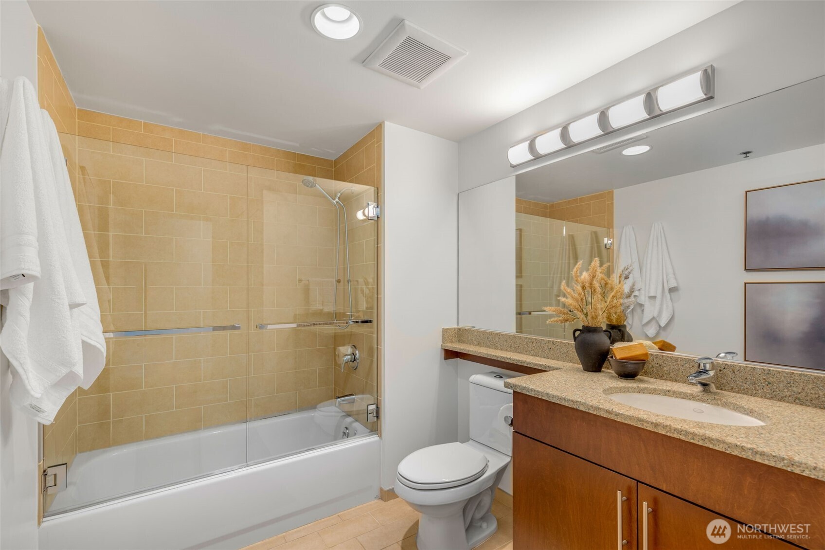 2720 3rd Avenue Seattle WA 98121