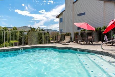 808 W Manson Highway Chelan WA 98816