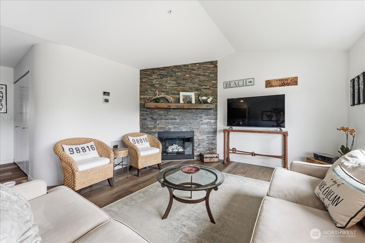 808 W Manson Highway Chelan WA 98816