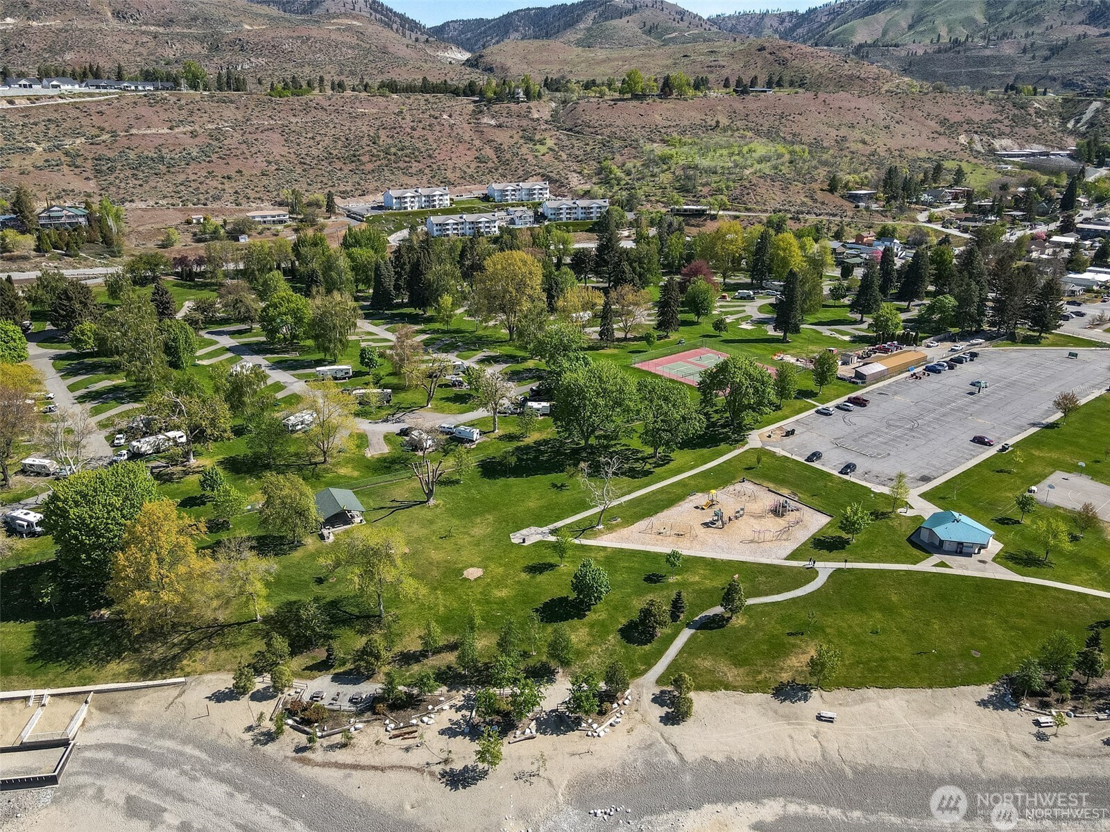 808 W Manson Highway Chelan WA 98816