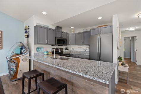 808 W Manson Highway Chelan WA 98816