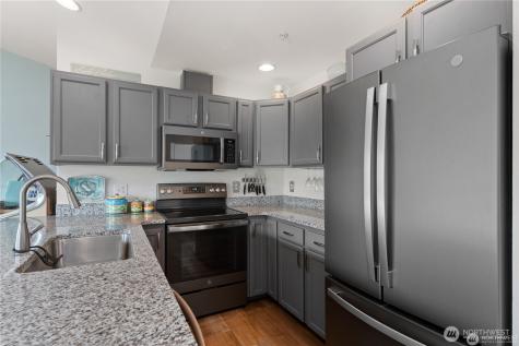 808 W Manson Highway Chelan WA 98816
