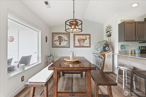 808 W Manson Highway Chelan WA 98816