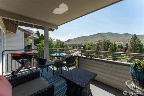 808 W Manson Highway Chelan WA 98816