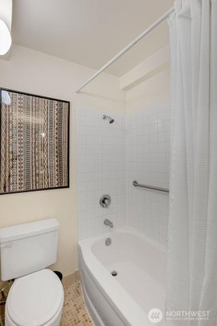507 W Mercer Street Seattle WA 98119