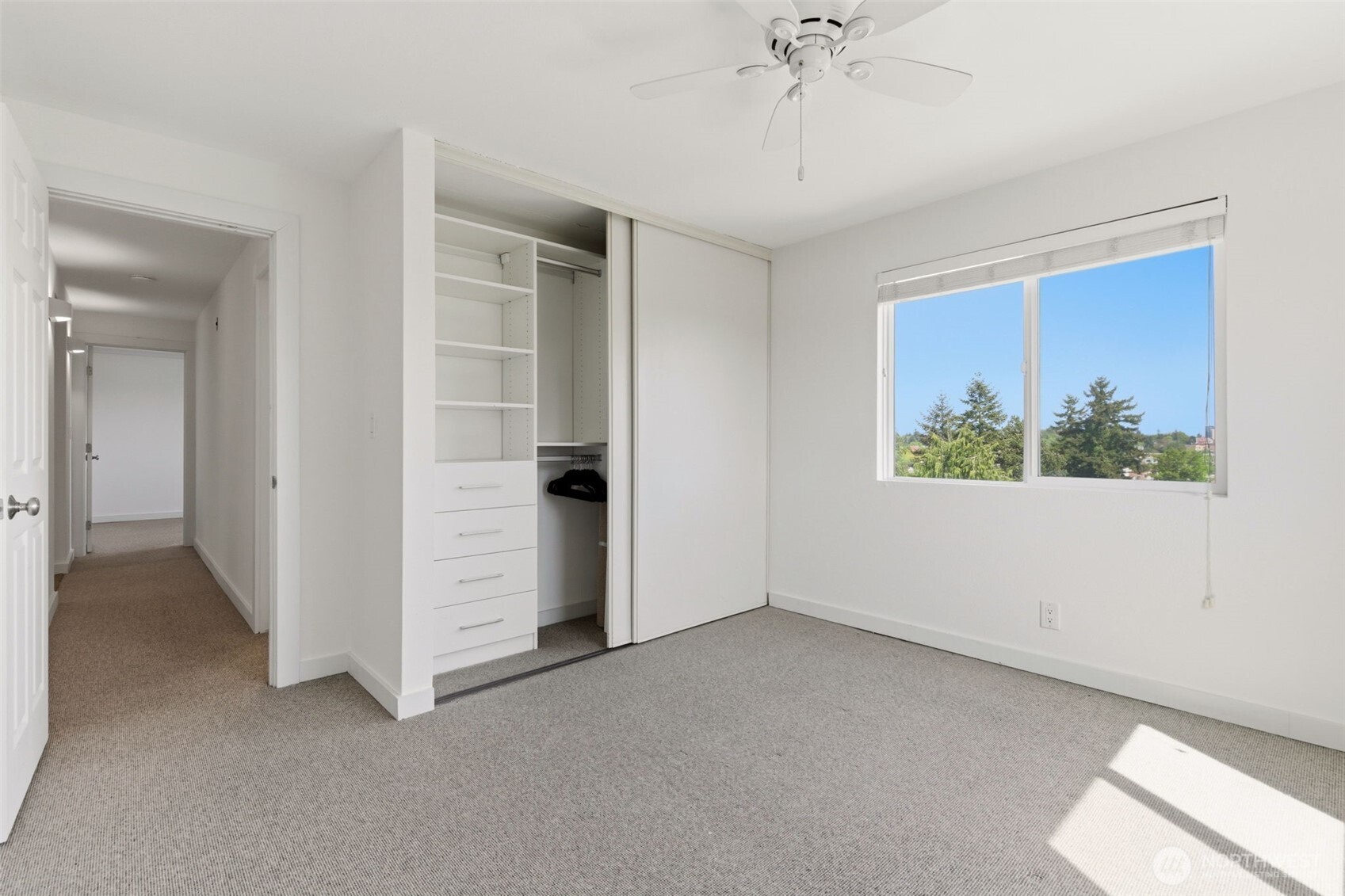 800 N Allen Place Seattle WA 98103