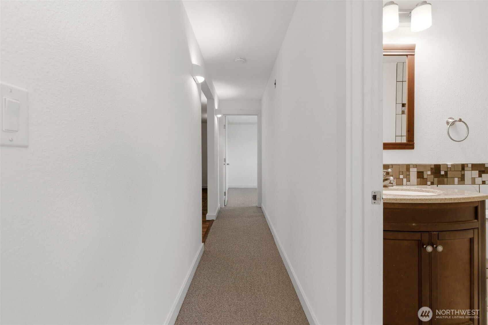 800 N Allen Place Seattle WA 98103
