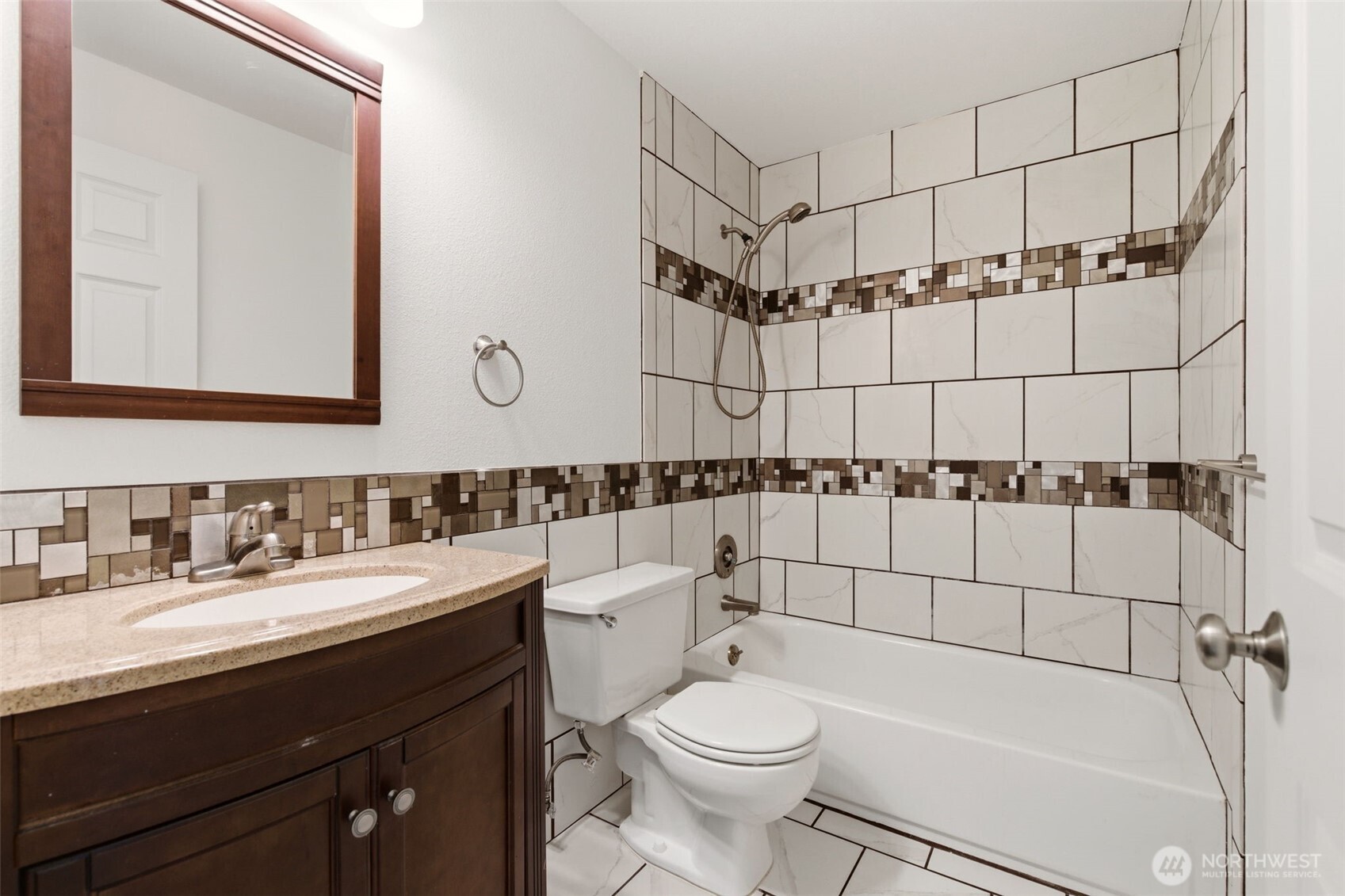 800 N Allen Place Seattle WA 98103
