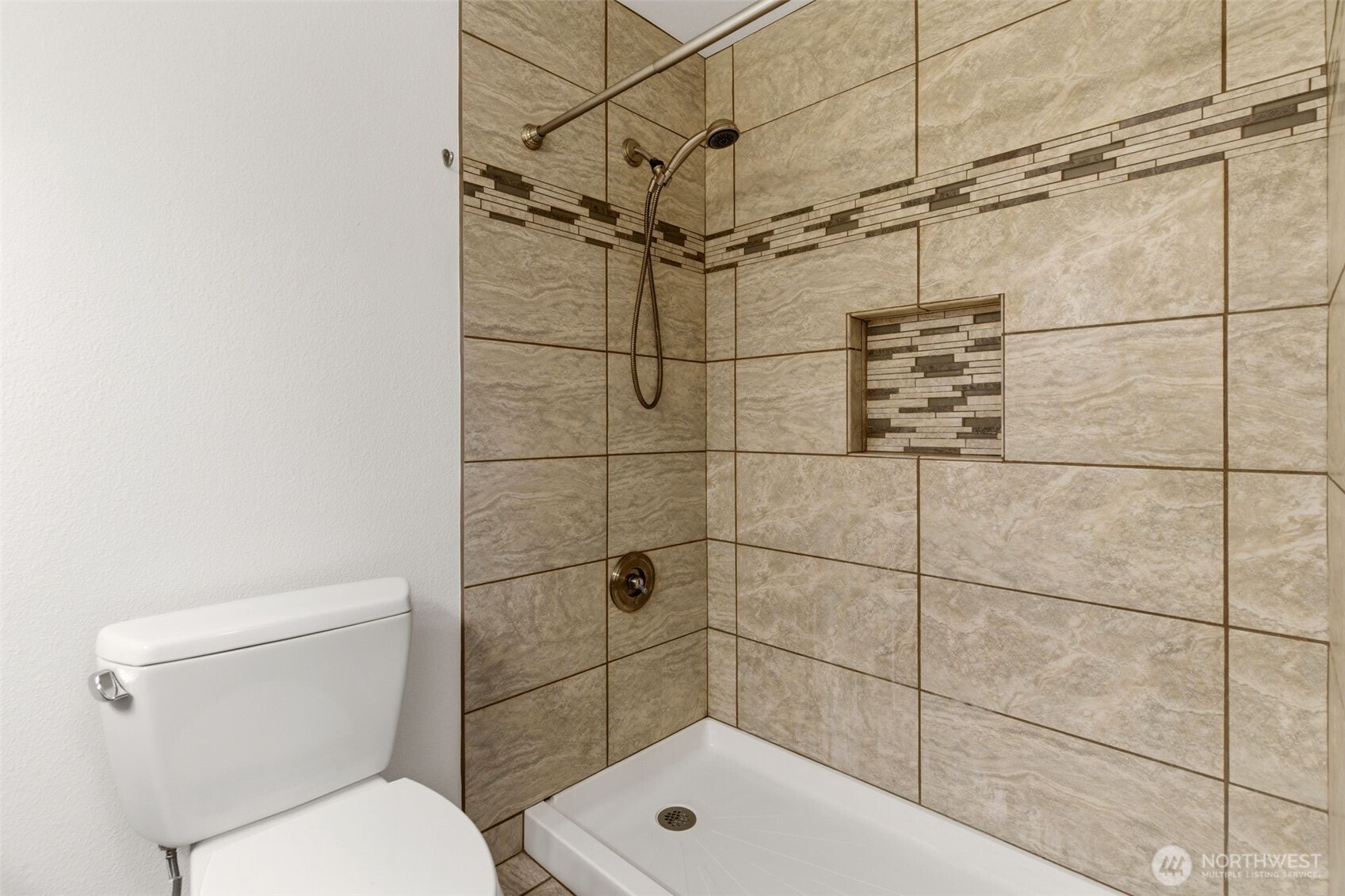 800 N Allen Place Seattle WA 98103