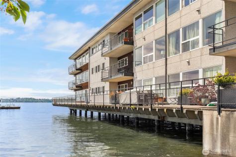 6201 Lake Washington Boulevard NE Kirkland WA 98033
