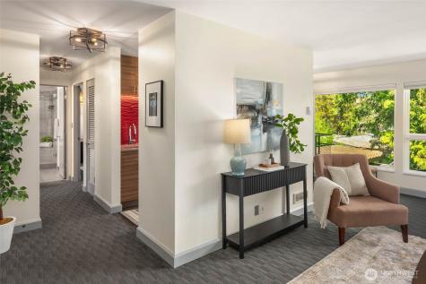 6201 Lake Washington Boulevard NE Kirkland WA 98033