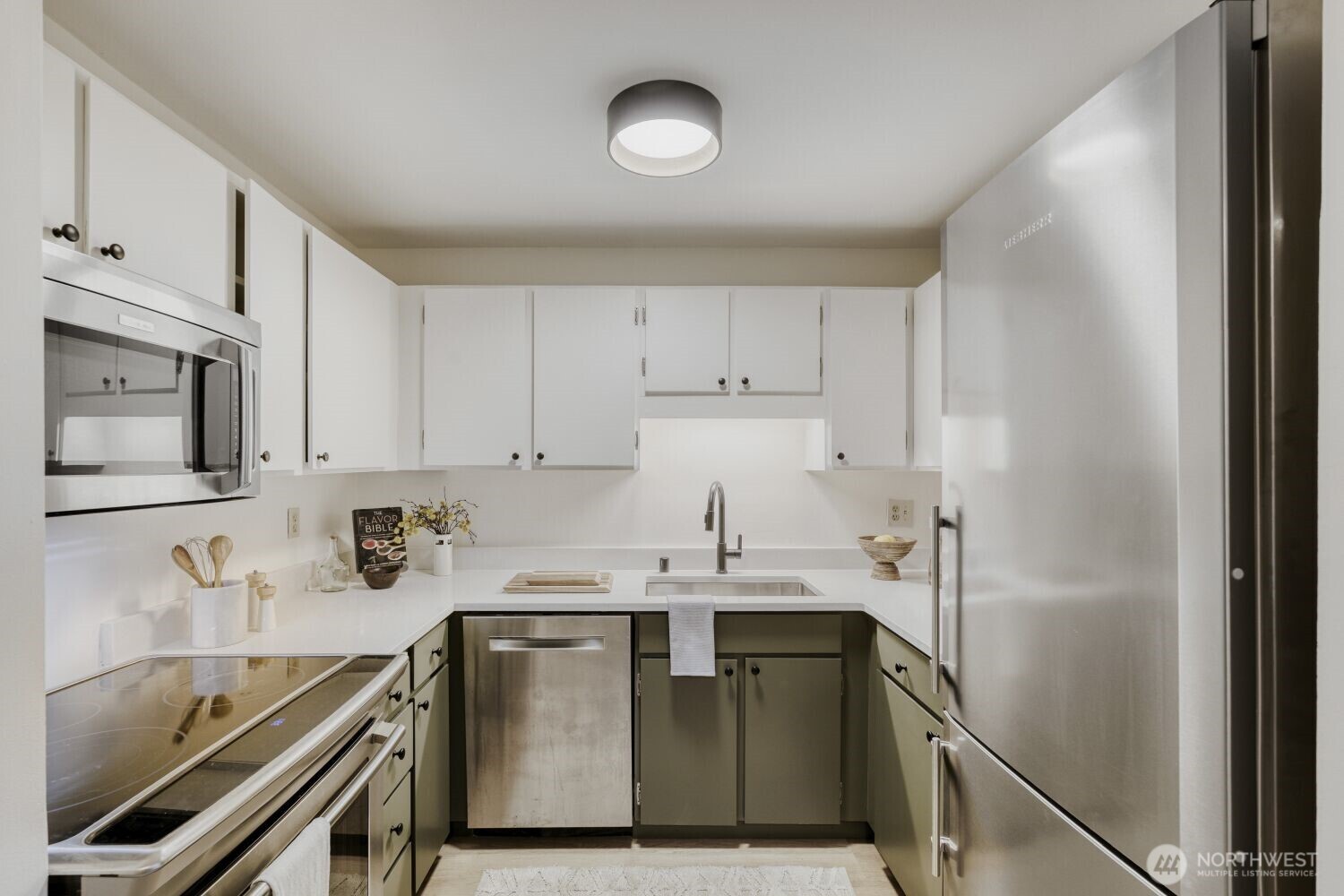 2501 Canterbury Lane E Seattle WA 98112
