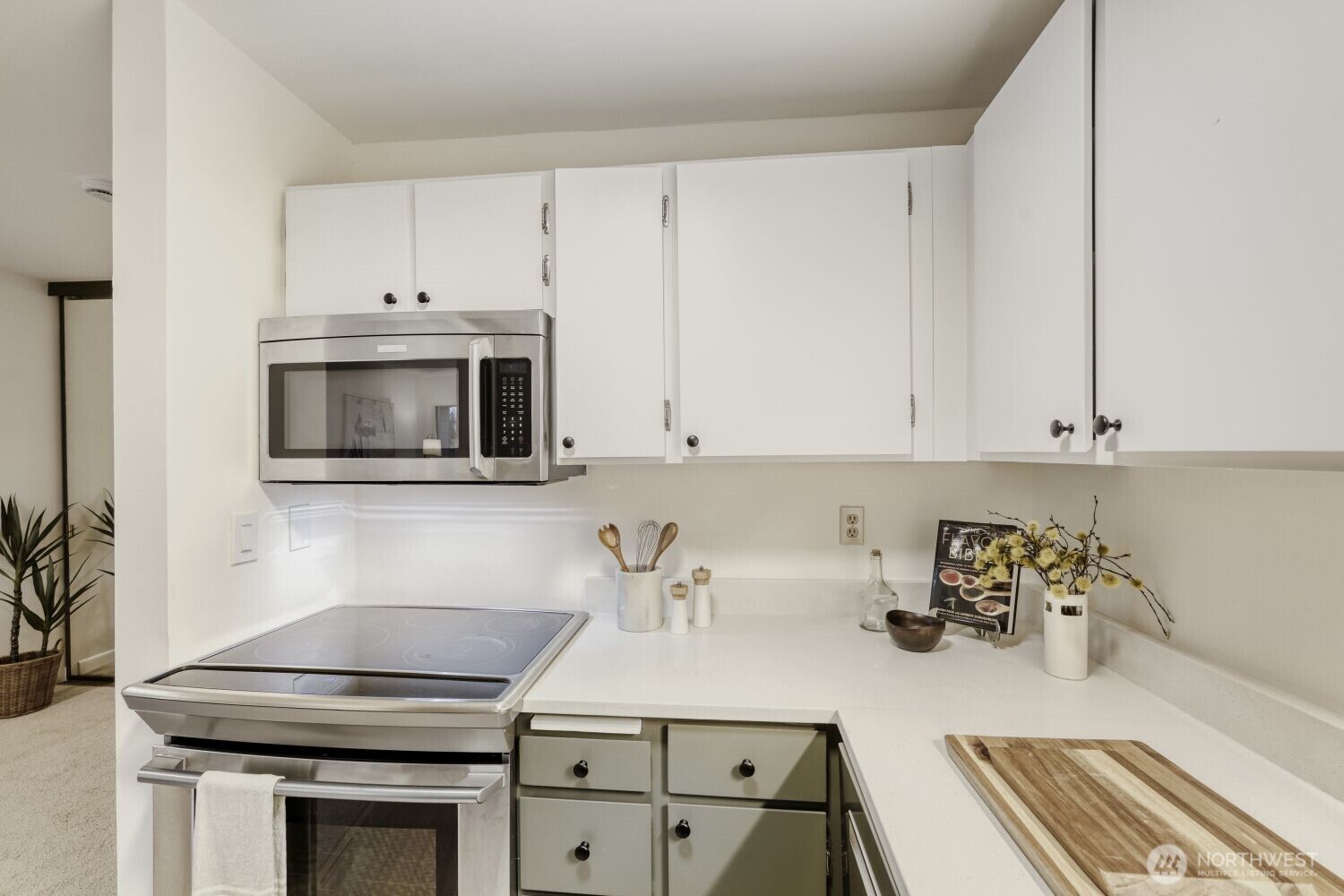 2501 Canterbury Lane E Seattle WA 98112