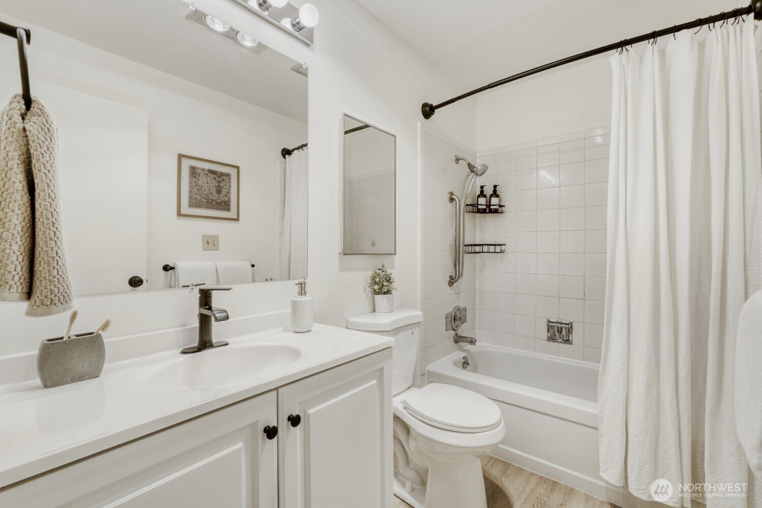 2501 Canterbury Lane E Seattle WA 98112