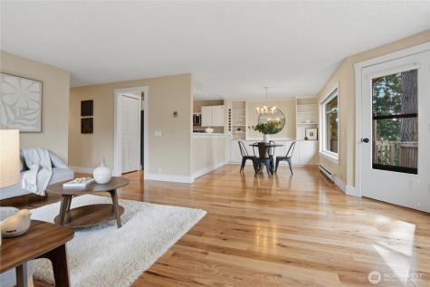 790 Madison Avenue N Bainbridge Island WA 98110