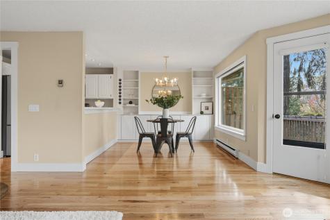 790 Madison Avenue N Bainbridge Island WA 98110