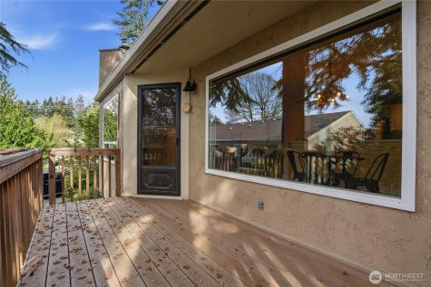 790 Madison Avenue N Bainbridge Island WA 98110