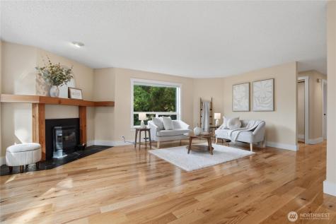 790 Madison Avenue N Bainbridge Island WA 98110