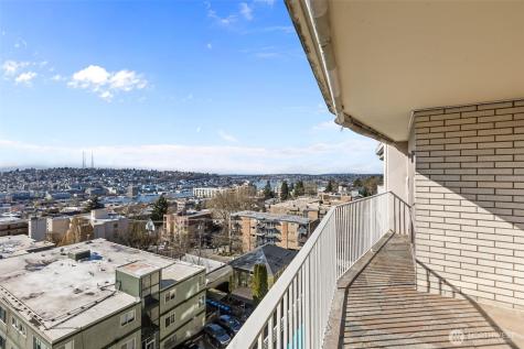 525 Belmont Avenue E Seattle WA 98102