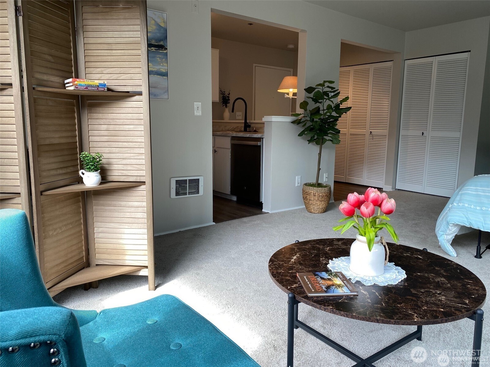 3429 Burke Avenue N Seattle WA 98103
