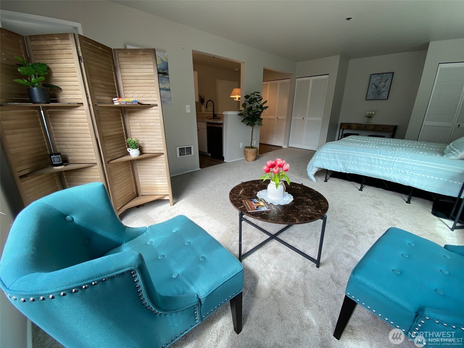 3429 Burke Avenue N Seattle WA 98103