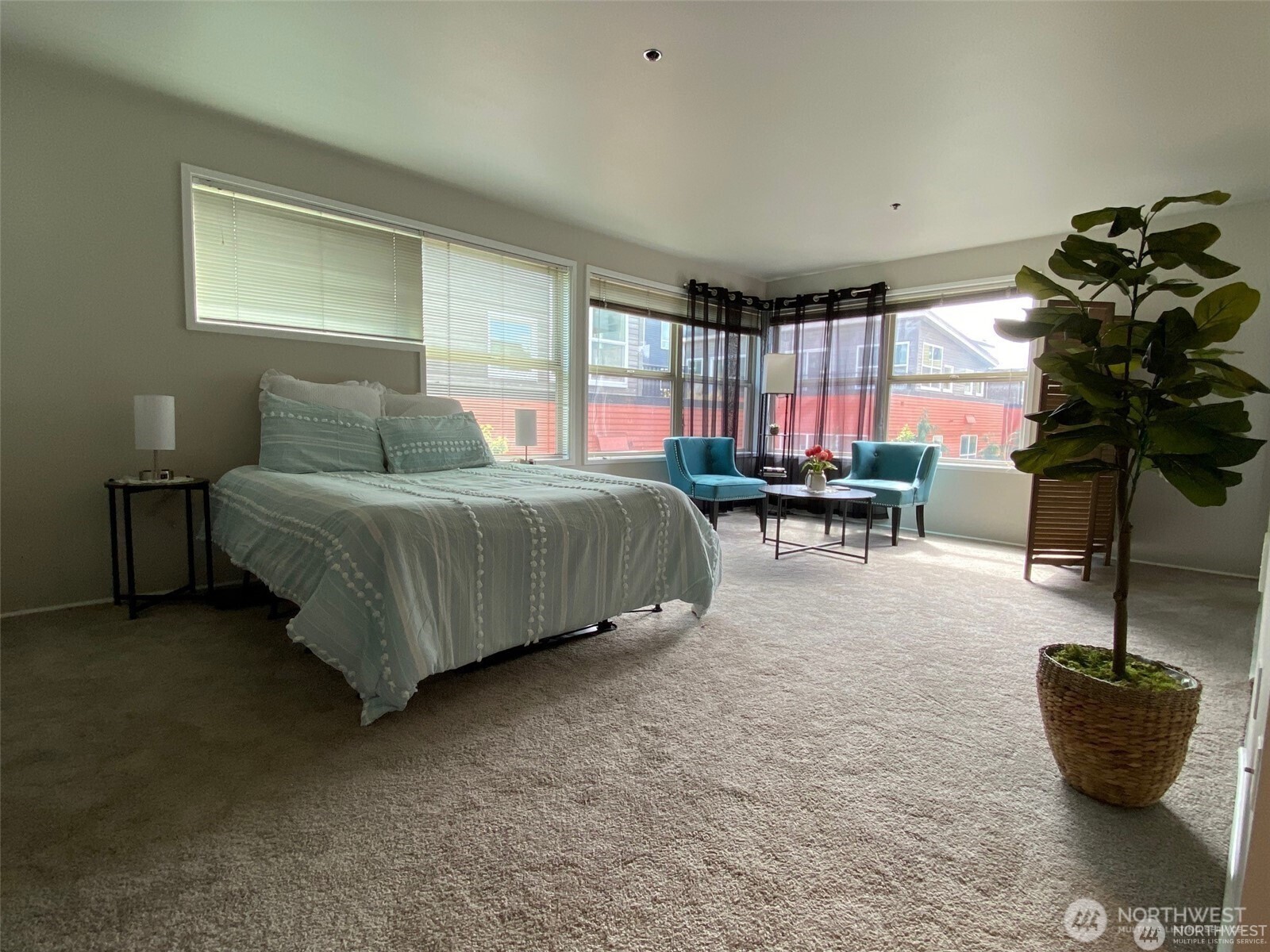 3429 Burke Avenue N Seattle WA 98103