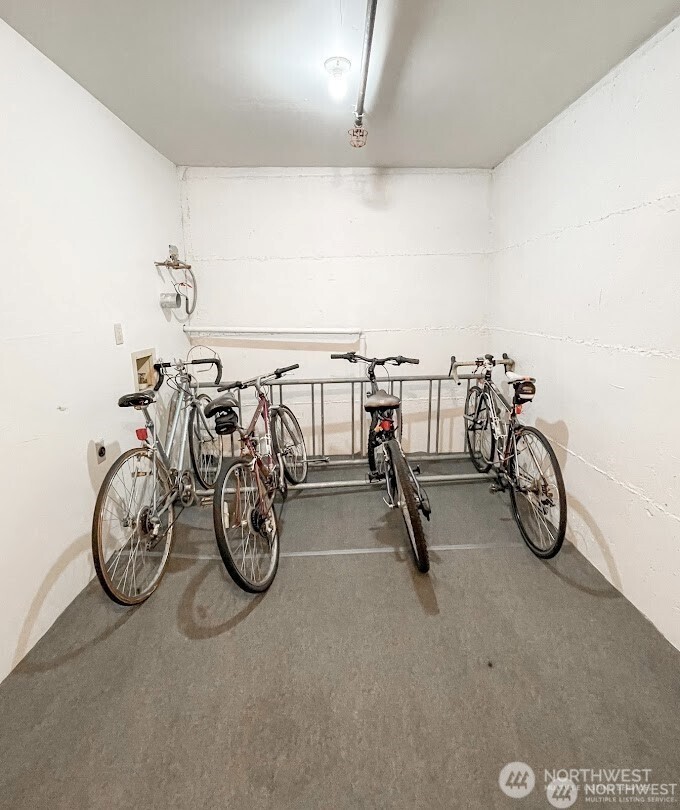 3429 Burke Avenue N Seattle WA 98103