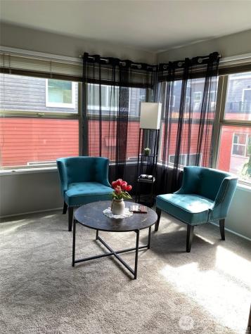 3429 Burke Avenue N Seattle WA 98103