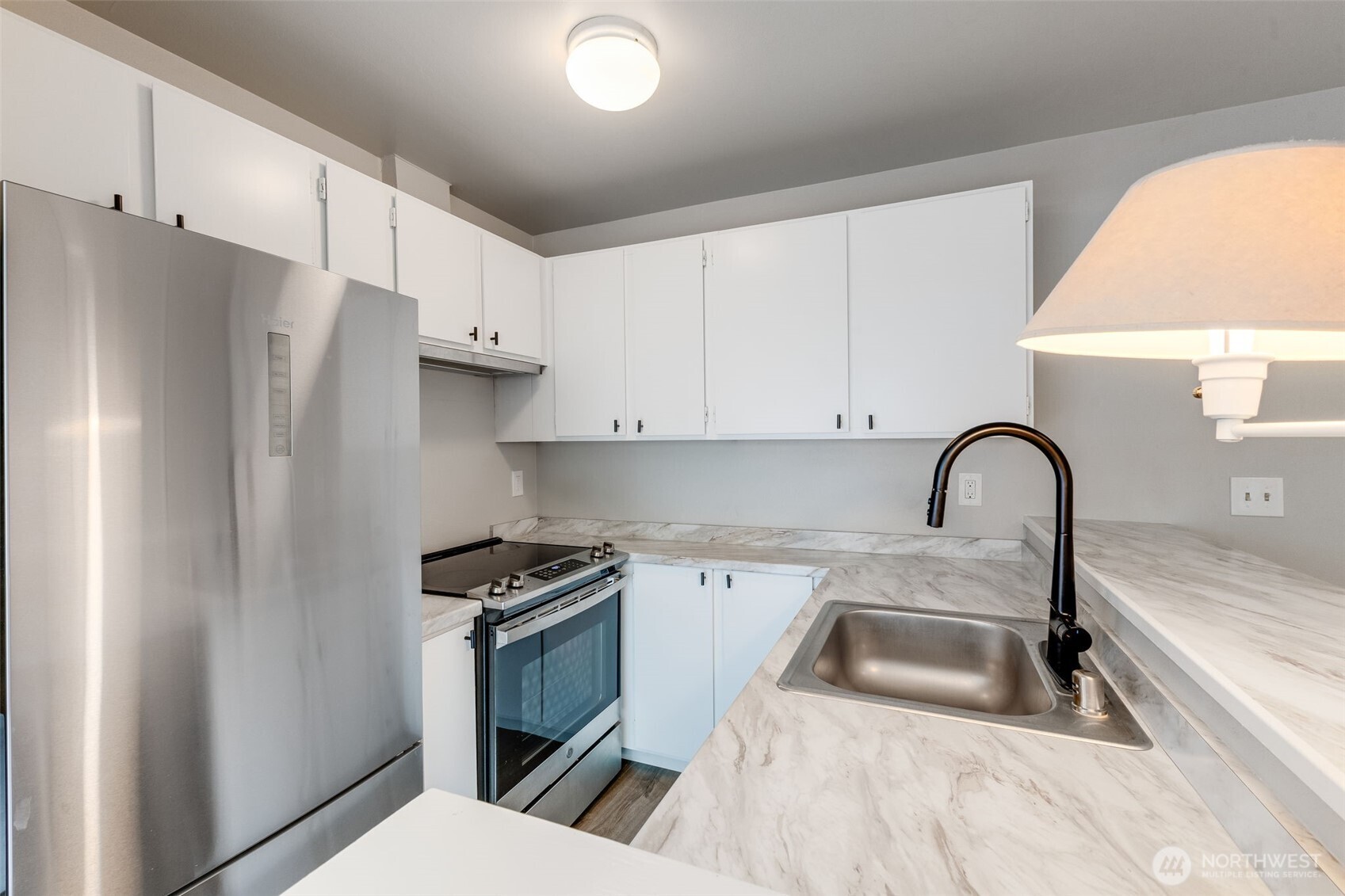 3429 Burke Avenue N Seattle WA 98103