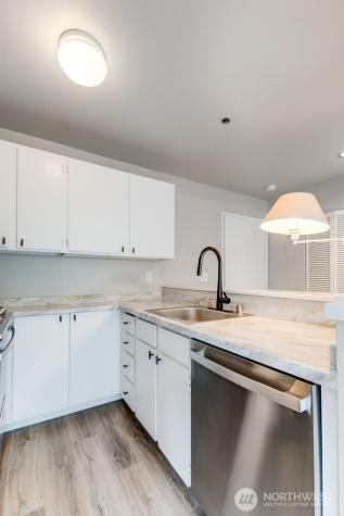 3429 Burke Avenue N Seattle WA 98103