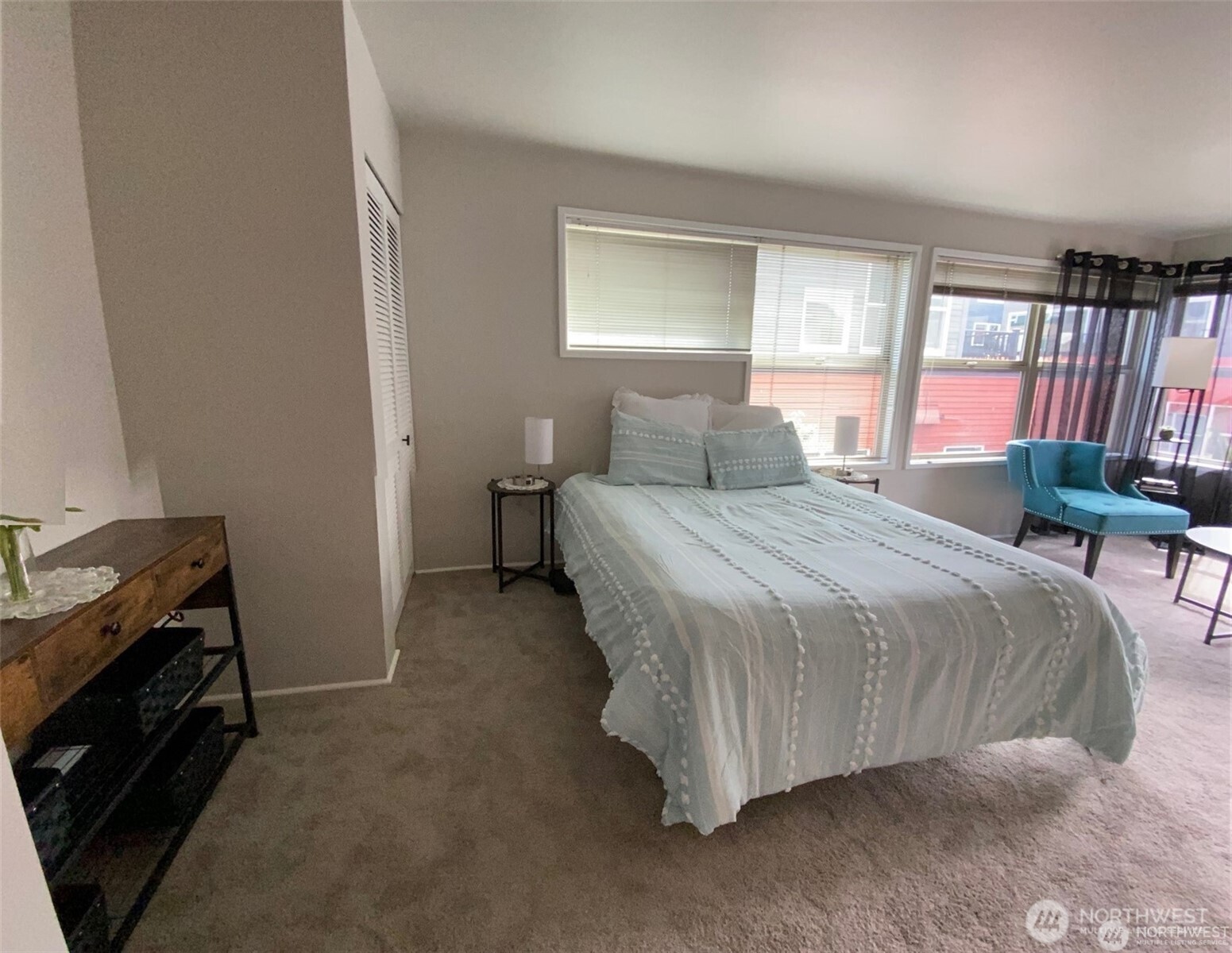 3429 Burke Avenue N Seattle WA 98103