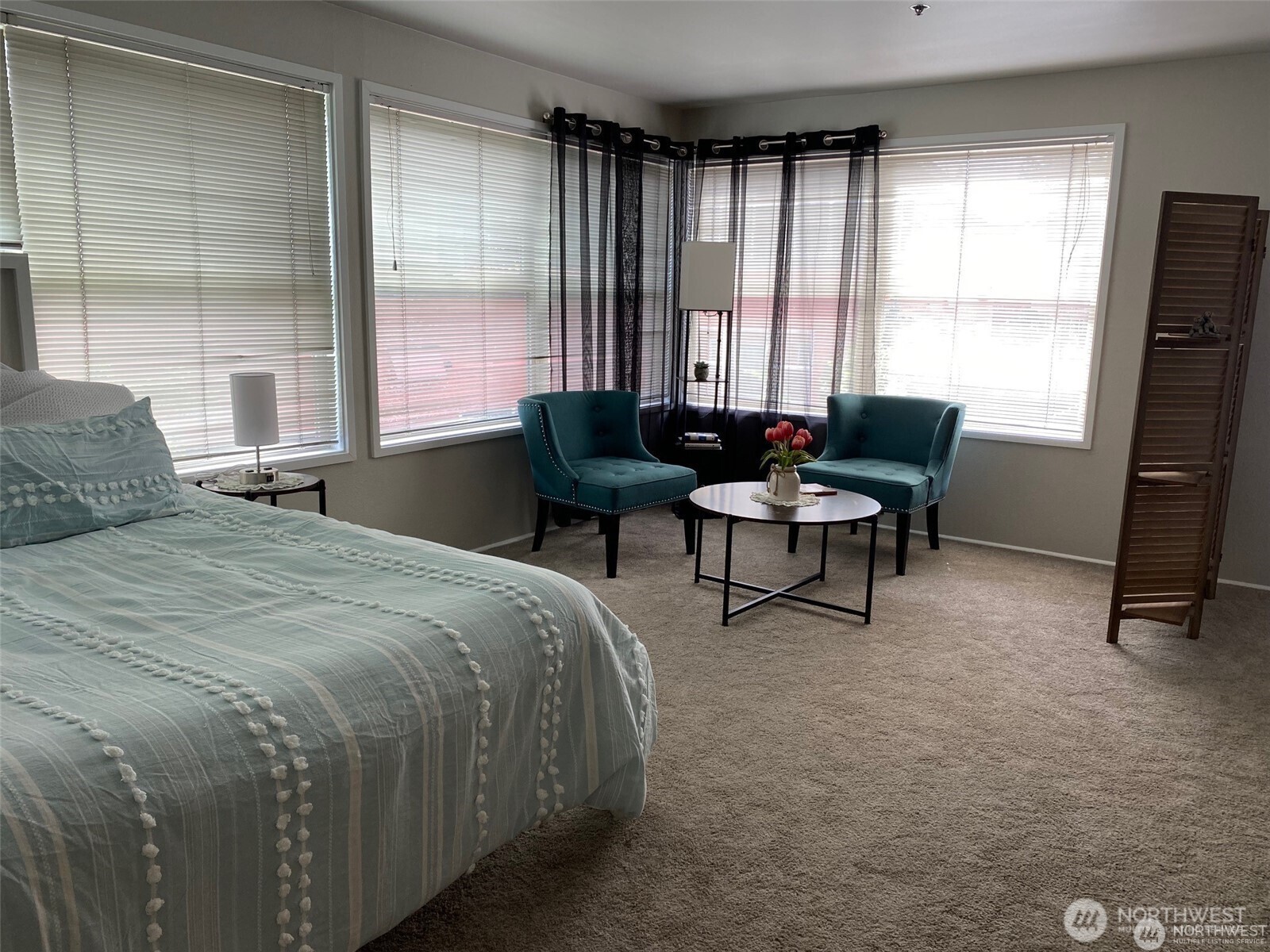 3429 Burke Avenue N Seattle WA 98103