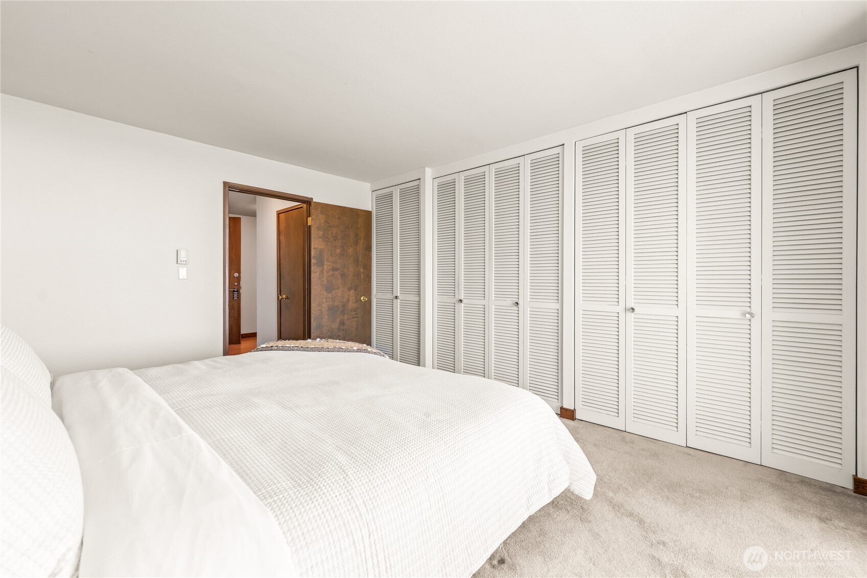521 5th Avenue W Seattle WA 98119