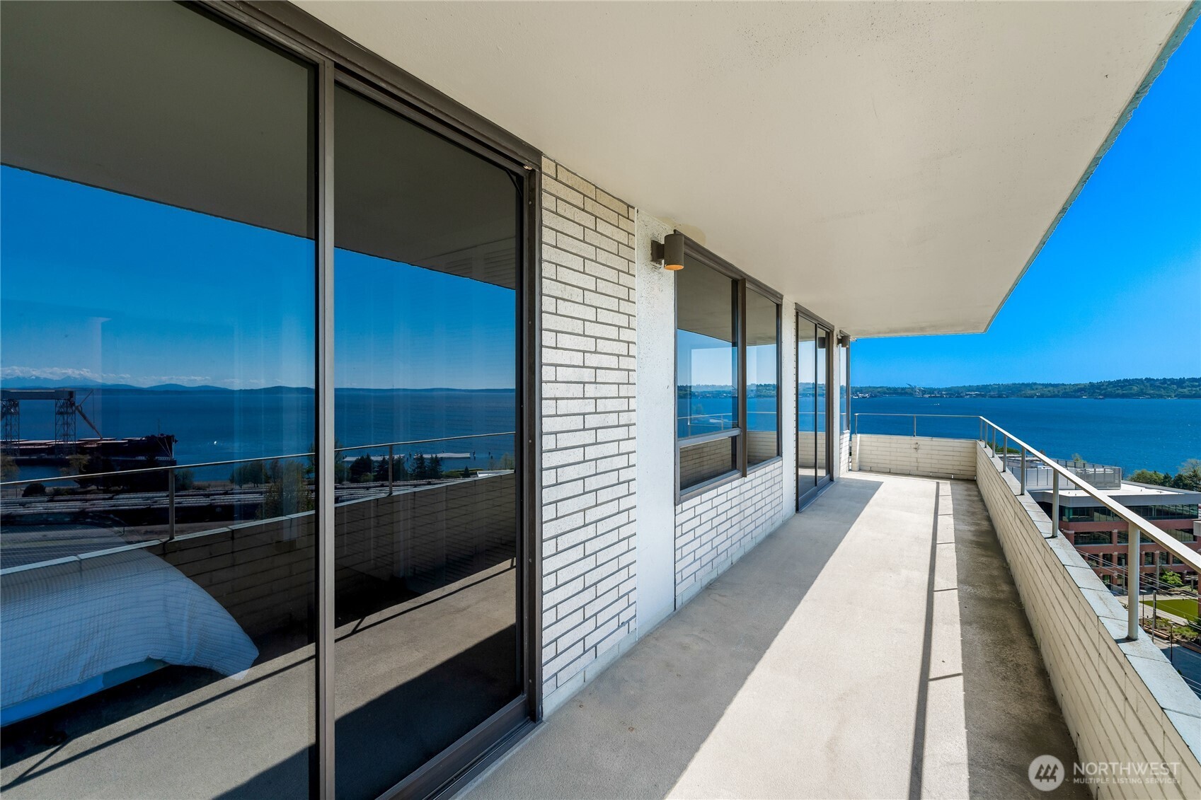 521 5th Avenue W Seattle WA 98119