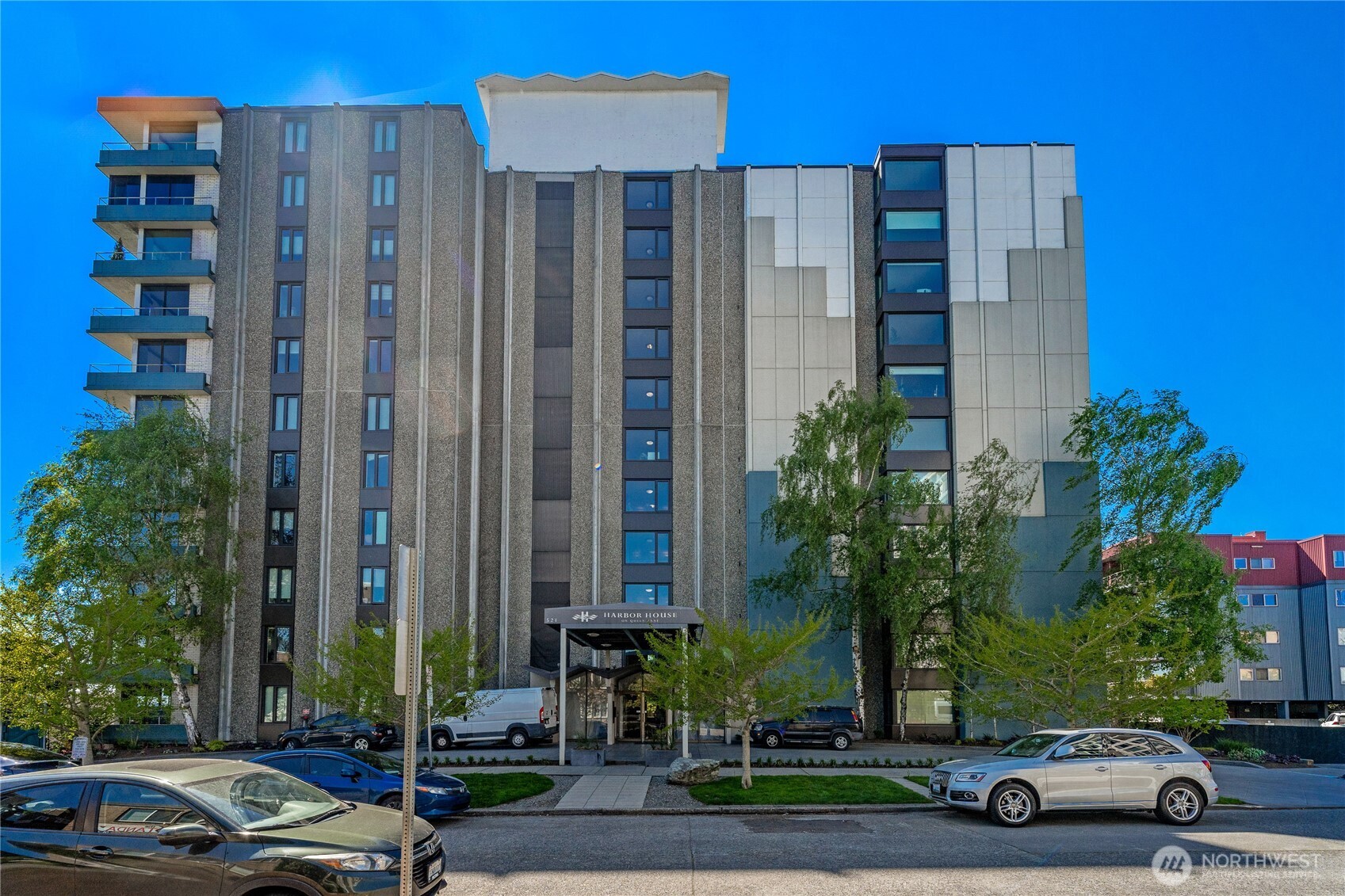 521 5th Avenue W Seattle WA 98119